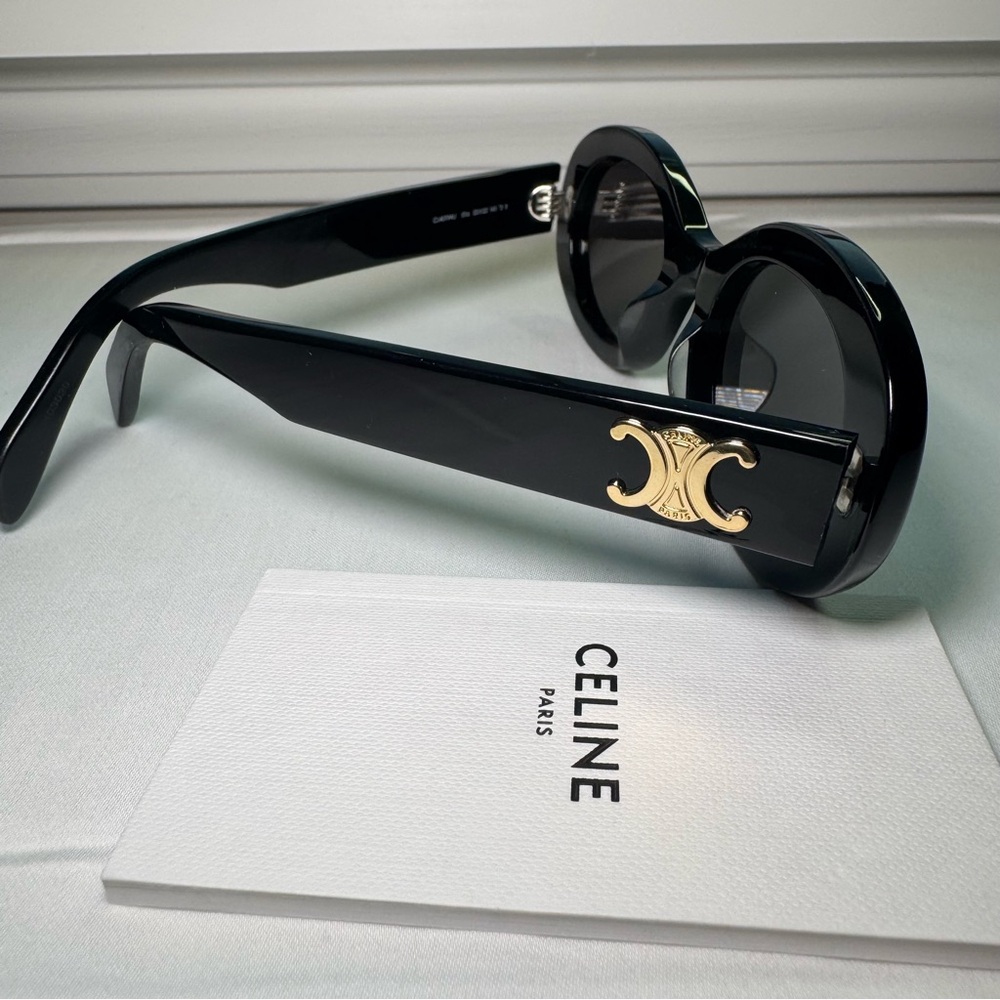 Celine Triomphe Logo Oval Acetate CL40194U Sunglasses - Picture 3 of 11